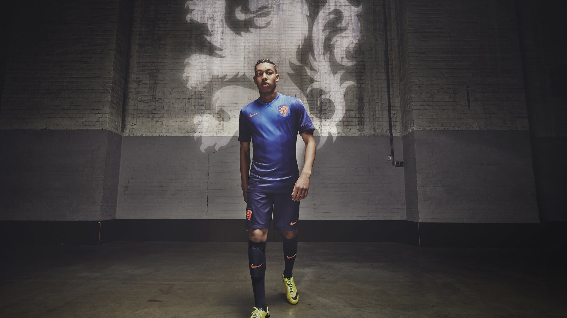 凯恩·瑞安：用耐心与精准打破对方防线，展现全黑队新气象，凯恩 秃